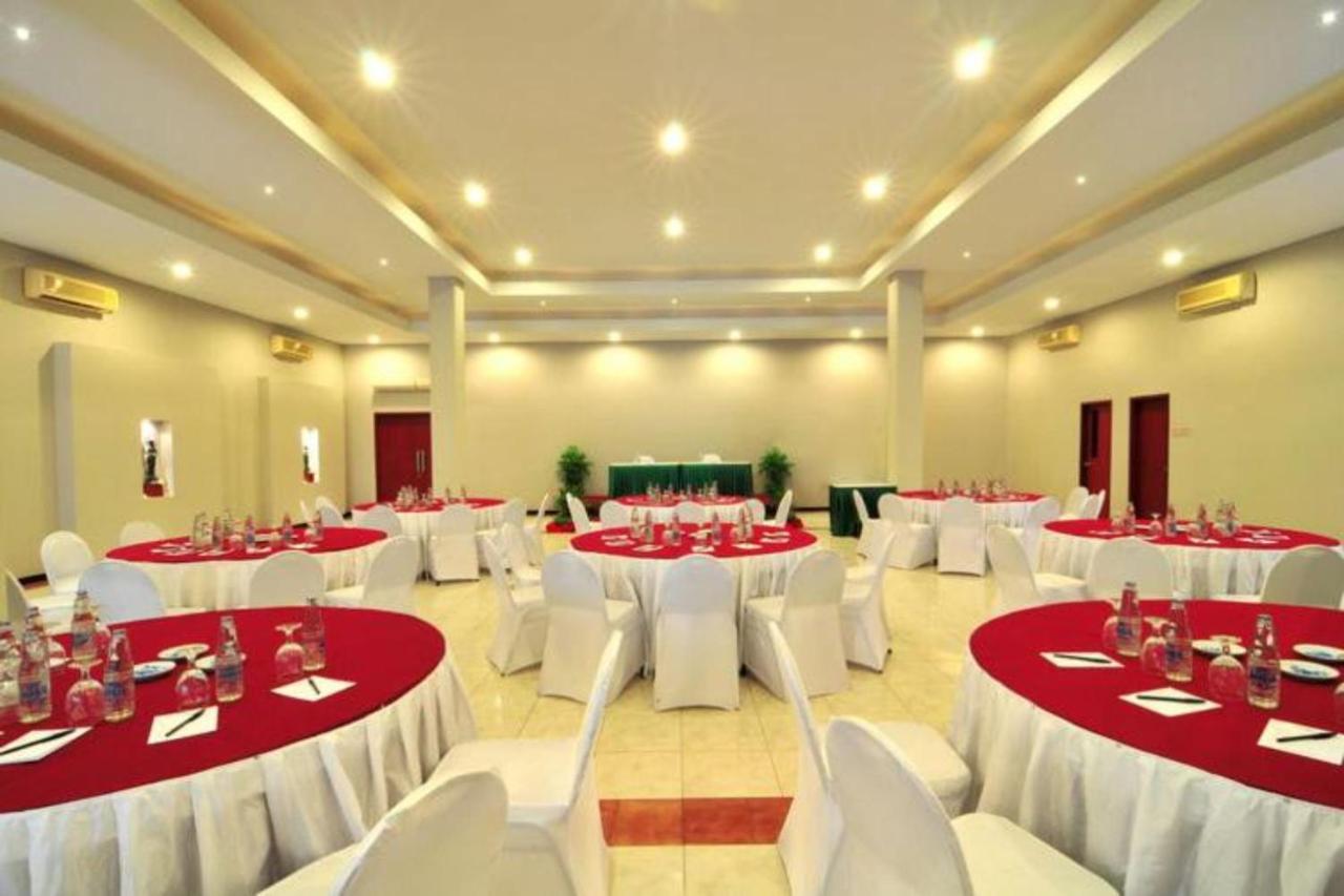 The Yani Hotel Bali Pesanggaran Exterior photo
