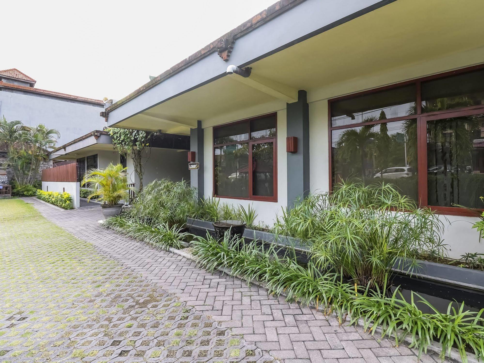The Yani Hotel Bali Pesanggaran Exterior photo